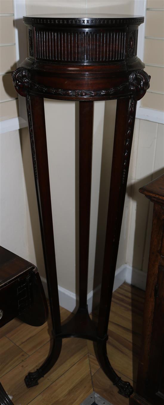 Adam-style mahogany torchere stand, H.125cm